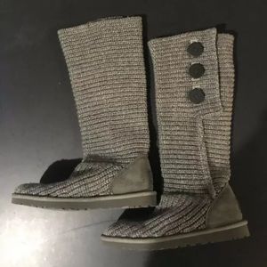UGG Classic Cardy boots - Size 6